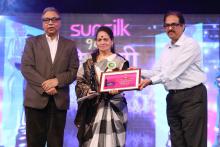 Adv. Nirmala Samant Prabhavalkar, Member, NCW was awarded Sahyadri Hirkari Award, 2014 at Doordarshan Kendra, Mumbai